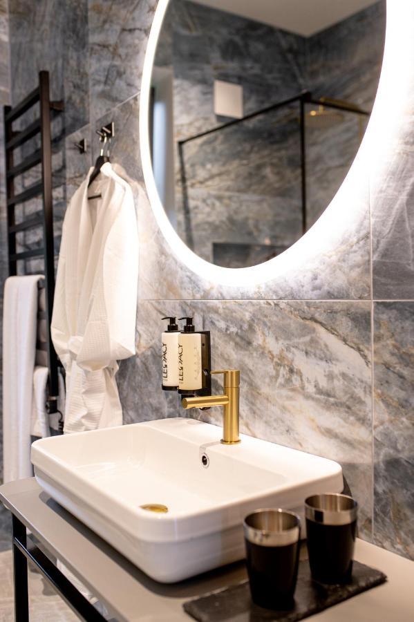 Hotel Gothards Kuldiga Ngoại thất bức ảnh