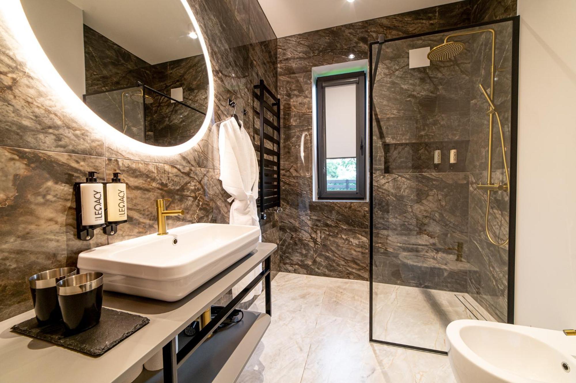Hotel Gothards Kuldiga Ngoại thất bức ảnh